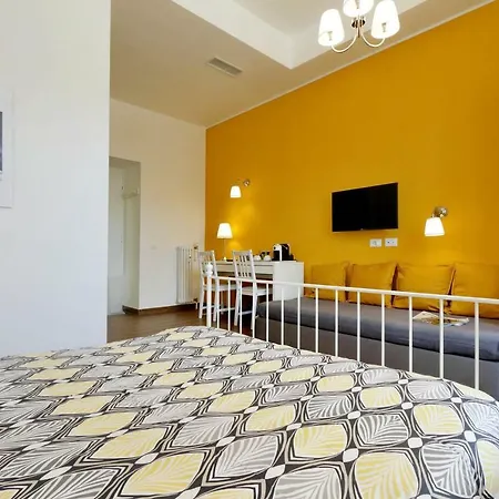 Domus Ponte Milvio Hotel Rome Exterior photo